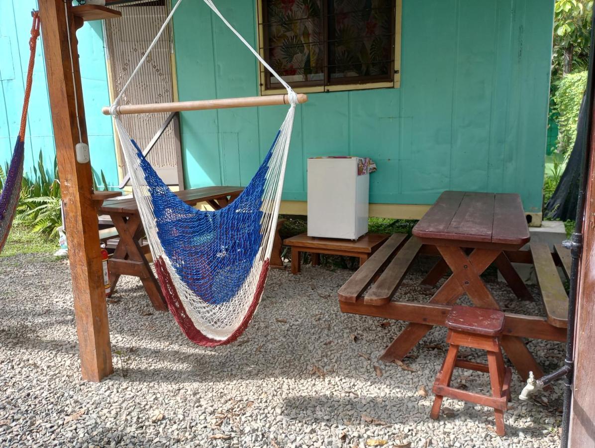 Container House Cahuita Hotel Kültér fotó